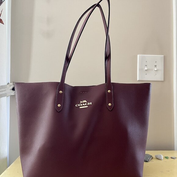 Coach Town Tote in Wine - Picture 1 of 7
